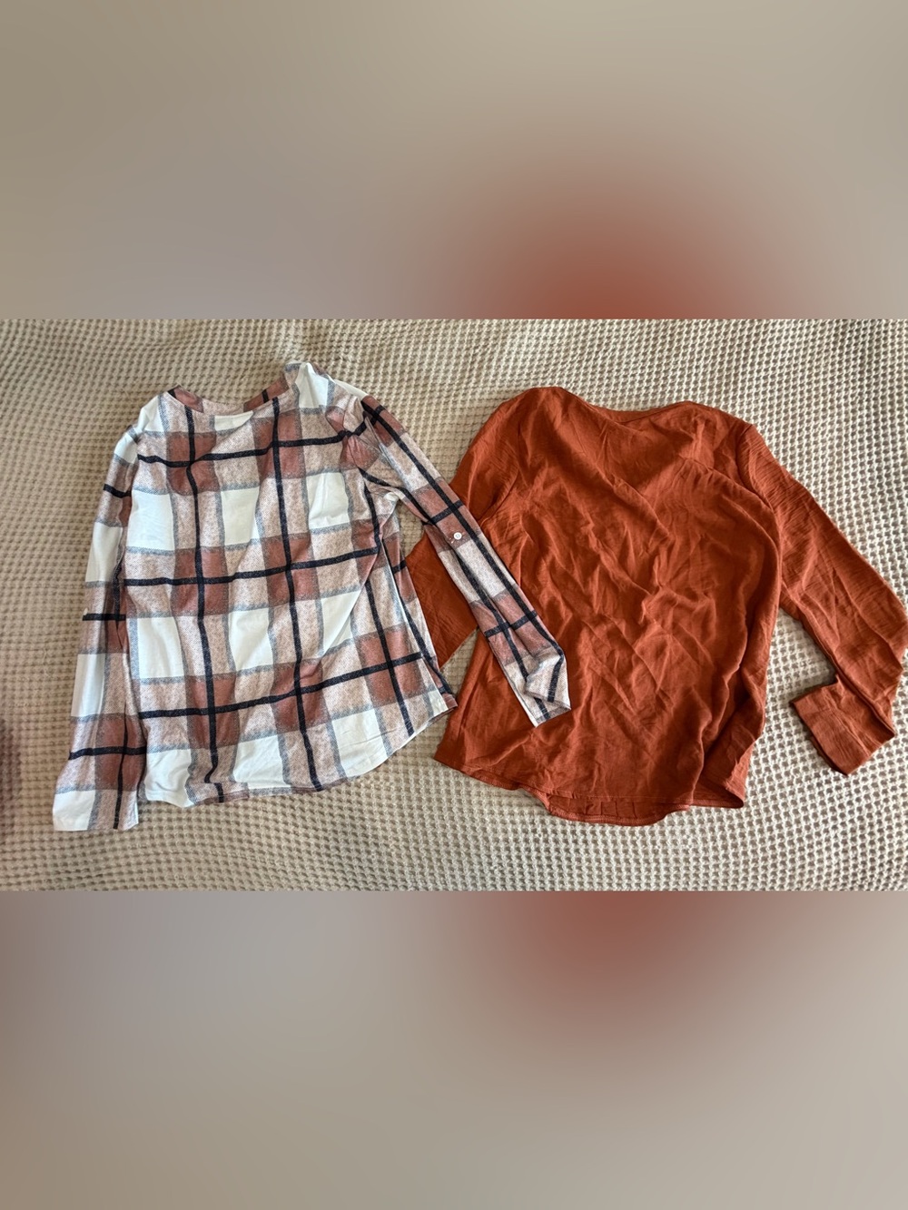 NWT Bundle of Women’s Fall Tops - Picture 3 of 3